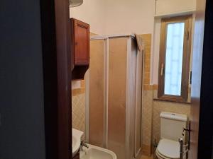 Ένα μπάνιο στο Angelina's HOUSE +8 φωτογραφίες