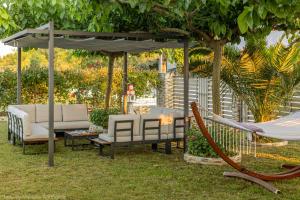 Zahrada ubytování Costa Petra - Luxury Seaside Cottage with Garden - Vacation House for families in Greece