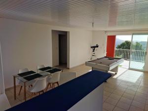 Fotografie z fotogalerie ubytování HARMONY Appart Type Penthouse avec vue imprenable v destinaci Bois la Charles