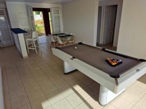 Biliár nebo kulečník v ubytování HARMONY Appart Type Penthouse avec vue imprenable