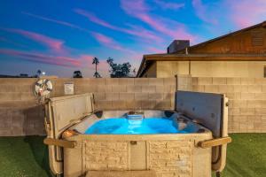 Fotografie z fotogalerie ubytování Perfect Getaway! Paradise With Free Heated Pool v destinaci Mesa