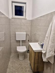 Kúpeľňa v ubytovaní Apartment Novi Vinodolski 2423a