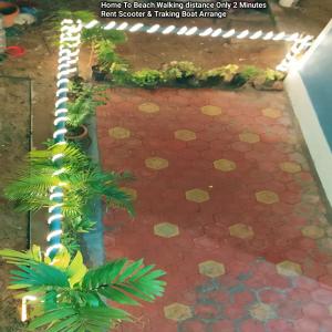 Zahrada ubytování Arundekar Home Stay In 3 Minutes Walk Beach AC Room