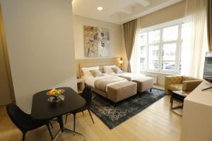 Una cama o camas en una habitación de Zepter Hotel Belgrade, member of Zepter Hotels