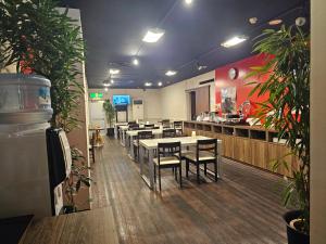 Un restaurant sau alt loc unde se poate mânca la Select Inn Shimada Ekimae