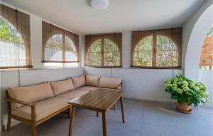 Gallery image of Nice Home In Maslinica With Kitchen in Maslinica +26 photos