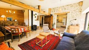 Galería fotográfica de Gîte de France Fleuret 3 épis - Gîte de France 6 personnes MAE-9573 en Combressol