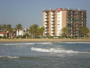 Gallery image of Valparaiso Seafront in Cunit