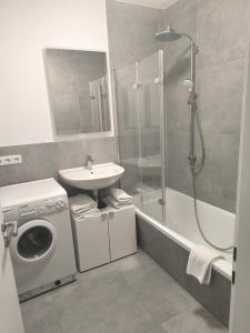 Ένα μπάνιο στο Apartment Rosa