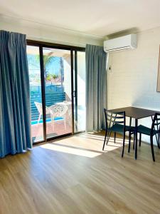 Balkón nebo terasa v ubytování Sails Motel Geraldton