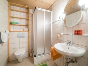 Kúpeľňa v ubytovaní Apartment in Saalbach-Hinterglemm near Ski Area