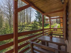 Fotografie z fotogalerie ubytování Tranquil Holiday Home in Kvarner near Kupa River v destinaci Brod Moravice