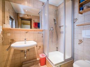 Kúpeľňa v ubytovaní Apartment in Saalbach-Hinterglemm near Ski Area