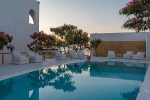 Piscina a Santorini Crystal Blue Boutique Hotel o a prop