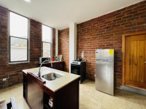 巴尼奥斯Acogedor Loft Rústico con Vista al Volcán的相册照片