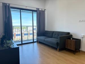 Maya Bay Residences at Gamuda Cove, Dengkil by Plush的休息区