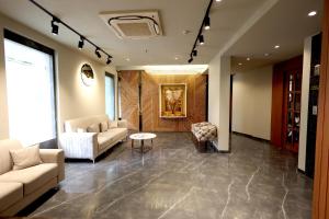 Φωτογραφία από το άλμπουμ του Hotel AR Inn σε Thane +79 φωτογραφίες