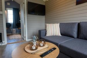 Posezení v ubytování Sortland Camping og Motell AS