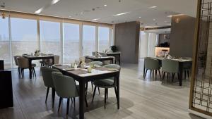 Εστιατόριο ή άλλο μέρος για φαγητό στο The Barrel Stay