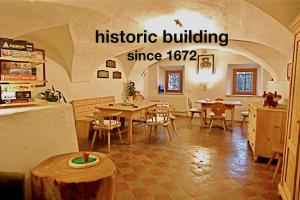 Gambar di galeri bagi Spiele- und Buchhotel Tschitscher di Nikolsdorf