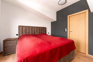 Fotografie z fotogalerie ubytování Apartment with heated pool, whirpool, view, near beach - by TRAVELER tourist agency Krk - ID 2683 v destinaci Novi Vinodolski