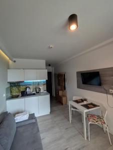 Dapur atau dapur kecil di Apartament B002