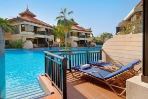 Bazén v ubytování Anantara The Palm Dubai Resort nebo v jeho okolí
