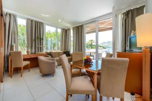Posedenie v ubytovaní Adriatic Deluxe Apartments
