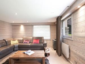 Posedenie v ubytovaní Appartement chic avec sauna et parking au centre de Chamonix - FR-1-343-190
