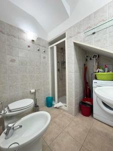 A bathroom at Residenza Garibaldi