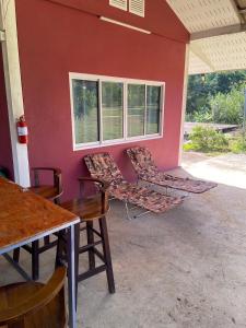 Sân trong/khu vực ngoài trời tại Lake Villa Exclusive Tropical Garden Retreat