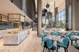 Le Meridien Ahmedabad的休息区