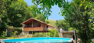 Фотография из галереи Finca la Vegacha casa tradicional pasiega в городе Сан-Роке-де-Риомьера