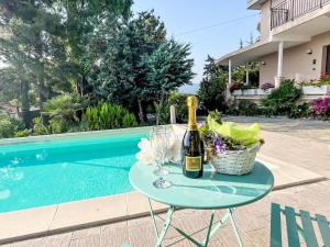 Bazén v ubytovaní Holiday Home Villa Jose - PGI212 by Interhome alebo v jeho blízkosti