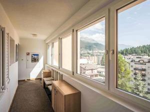 Nespecifikovaný výhled na hory nebo výhled na hory při pohledu z apartmánu