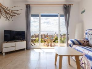 Μια τηλεόραση ή/και κέντρο ψυχαγωγίας στο Apartment Tabor-2 by Interhome
