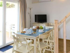 Hrana v oz. blizu apartmaja