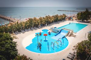 Bazén v ubytování Villaggio San Francesco - Adria Holiday Mobile Homes nebo v jeho okolí