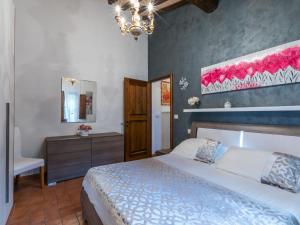 Postel nebo postele na pokoji v ubytování Holiday Home Caggiolo by Interhome