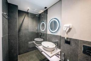 Koupelna v ubytování Hotel Portanova
