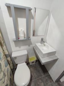 Ένα μπάνιο στο Casa Alegría #4