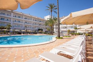 Basen w obiekcie Grupotel Alcudia Suite lub w pobliżu