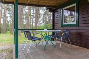 LütowUrlaub im Bungalow mitten im Wald的相册照片