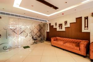 Posezení v ubytování Hotel O JPS Galaxy Hotel
