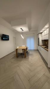 Μια τηλεόραση ή/και κέντρο ψυχαγωγίας στο House MALÙ