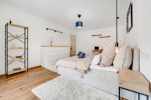 Katil atau katil-katil dalam bilik di Noble Supreme Suite 80m2 Kamin & Designküche - zentrumsnah Essen