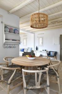 Gallery image of Luxury Paros Villa Villa Aethra Beautiful & Serene Glisidia in Kampos Paros