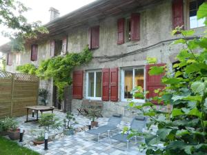 Κήπος έξω από το Gite de l'ecole - carlina +19 φωτογραφίες