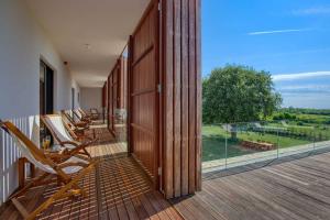 Balkón nebo terasa v ubytování Elegant Istria Villa 18M Private Pool Villa Novica Platinum 4 Bedrooms Jacuzzi Sauna And Gym