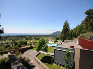 ein Blick vom Dach eines Hauses in der Unterkunft Stunning Caminha Villa 3 Bedrooms Villa Gagusta Beautiful Sea & Beach in Caminha